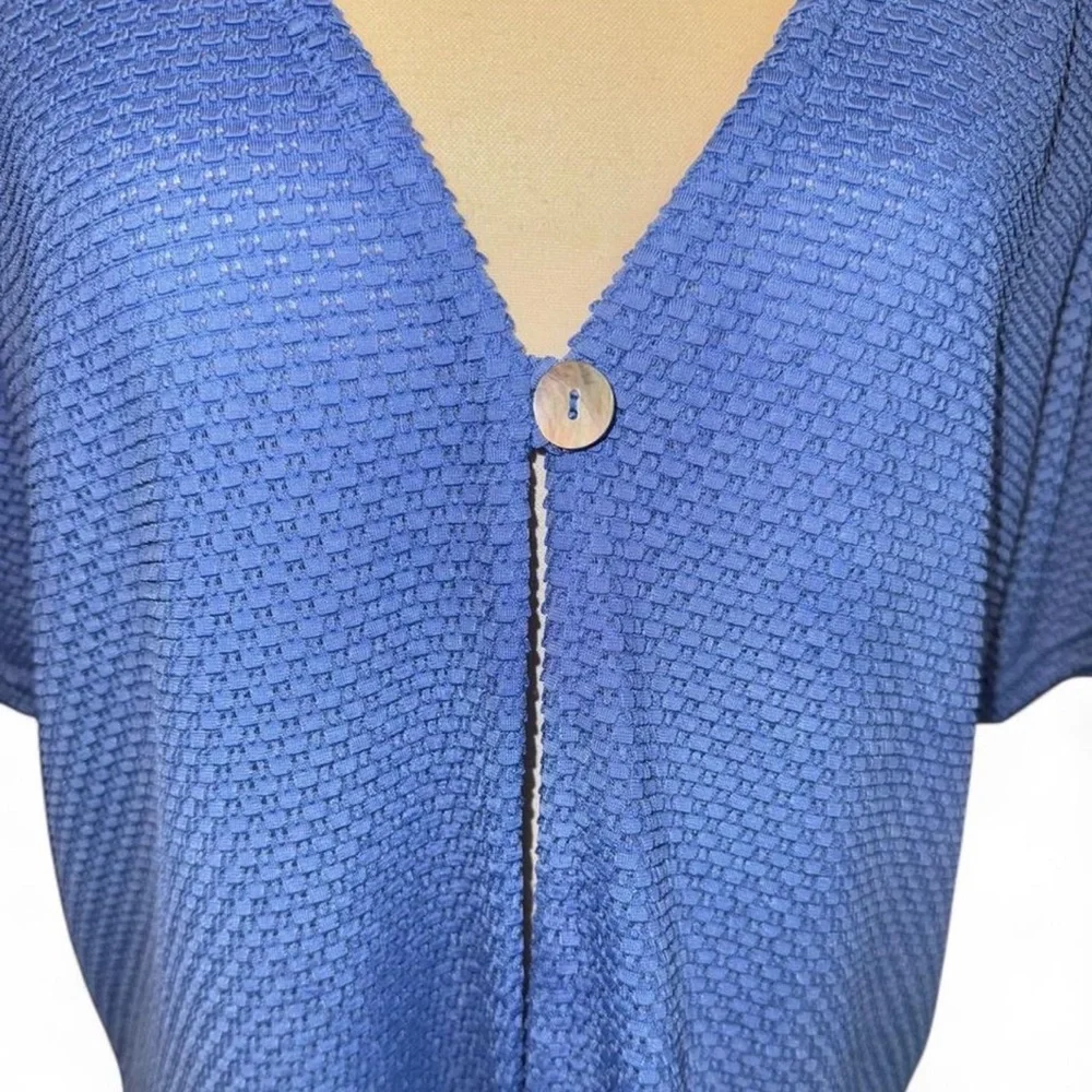 Kathie Lee Collection Blue Buttoned Short Sleeve Blouse-size Large. 12/14 - Picture 6 of 8